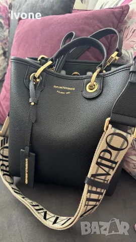 Дамска чанта Emporio Armani, снимка 2 - Чанти - 55485220
