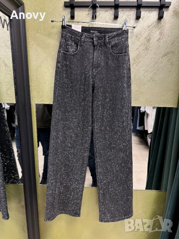 Дамски дънки с камъчета  – 35€ ✨ 