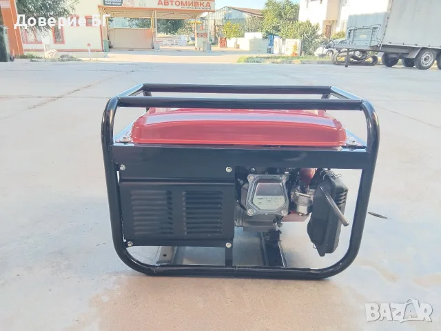 ЧИСТО НОВ Бензинов генератор HONDA ECMT 7000 (220V / 380V / 12V), снимка 4 - Генератори - 55479425