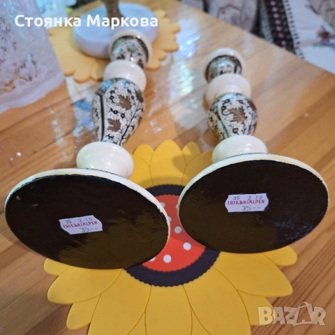 Два дървени свещника в бежово и златно, снимка 6 - Декорация за дома - 54774633