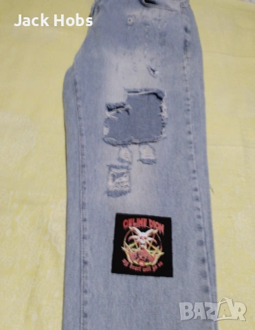 Дамски дънки /накъсани с нашивки , снимка 3 - Дънки - 54142636