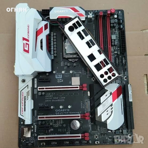 Продавам дъно gigabyte z170x gaming 7