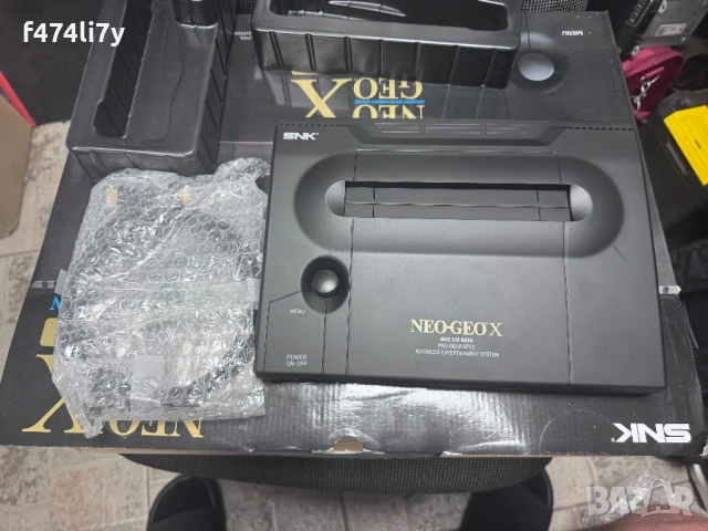 SNK NEO GEO X GOLD Limited Edition, снимка 5 - Други игри и конзоли - 54759440