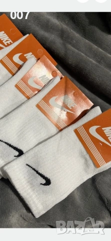 Чорапи Nike 44-46 бели над глезена, снимка 2 - Мъжки чорапи - 54043270