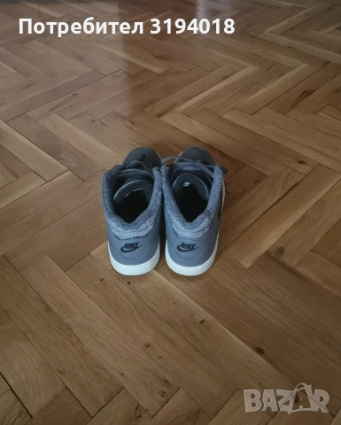 Оригинални мъжки кецове Nike номер 42, снимка 3 - Маратонки - 54381151