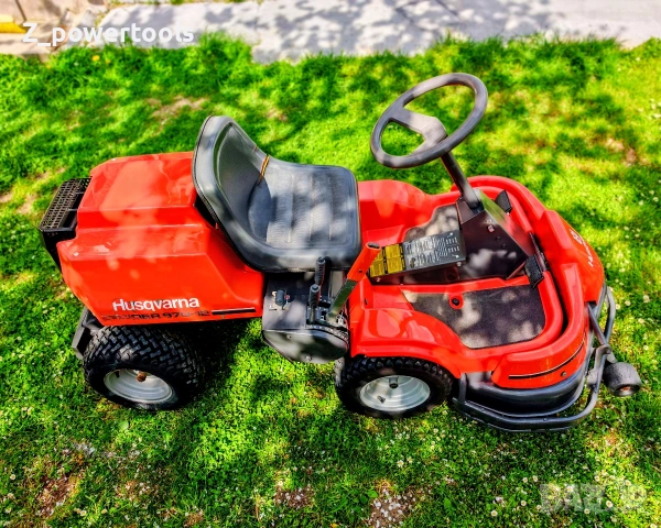 Тракторна косачка Husqvarna Rider 970-12 | 12 HP Briggs & Stratton, снимка 4 - Градинска техника - 54292797