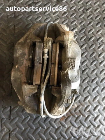 Спирачен апарат преден десен за Mercedes W140 S300Td (1995-1997) 32323810 Lucas