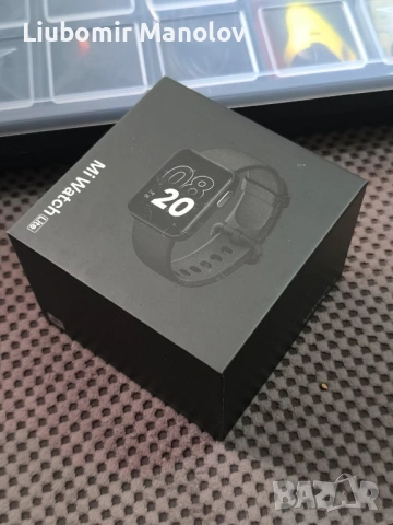 Продавам смарт часовник Mi Wacth Lite