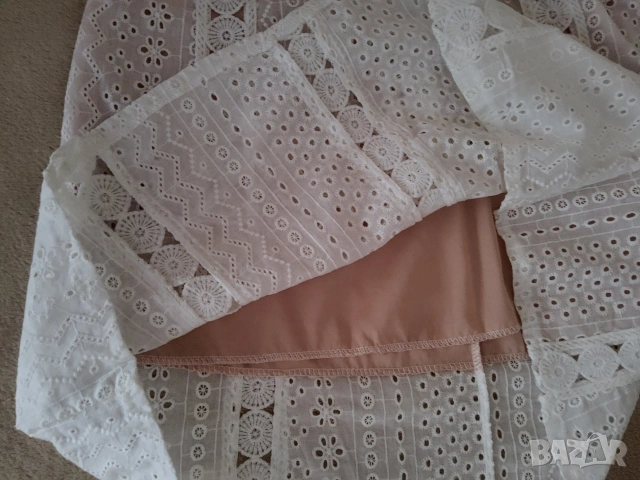 Лятна бяла дантелена рокля р-р L, снимка 11 - Рокли - 54368787