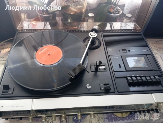 Ретро комбо Philips 984 Грамофон,радио,касетофон