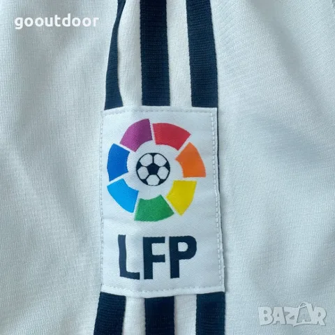 Adidas Real Madrid 2003/2004 Home Shirt (M), снимка 7 - Футбол - 55353998