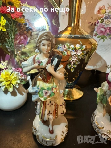 Sitzendorf Germany  “ Цветарите” класически немски фигури от средата на 20 век Код P2077, снимка 3 - Декорация за дома - 54035049