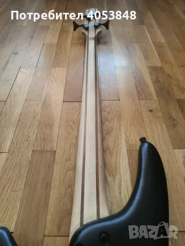 Бас кирата, 4 струни, Ibanez SR300EB-WK, снимка 6 - Китари - 55656451