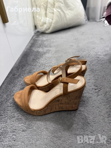 Zara обувки на платформа , снимка 3 - Дамски обувки на ток - 55166228