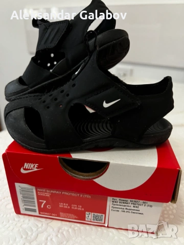 Сандалки 'Найк" 23,5номер!Като нови!, снимка 2 - Детски сандали и чехли - 54216724