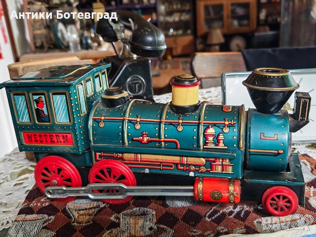 Ламаринена играчка Япония 1960г