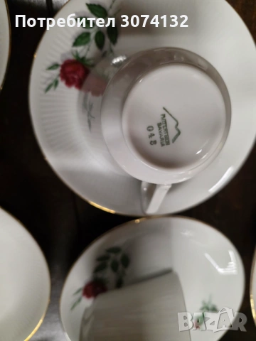 Голям сервиз от костен порцелан, снимка 3 - Сервизи - 54346998