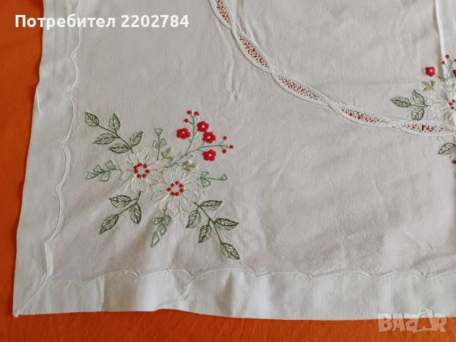 Битови, бродирани карета за маса , снимка 9 - Покривки за маси - 55671872