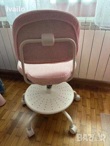 Продавам ученически стол ИКЕА, снимка 5 - Столове - 54774315