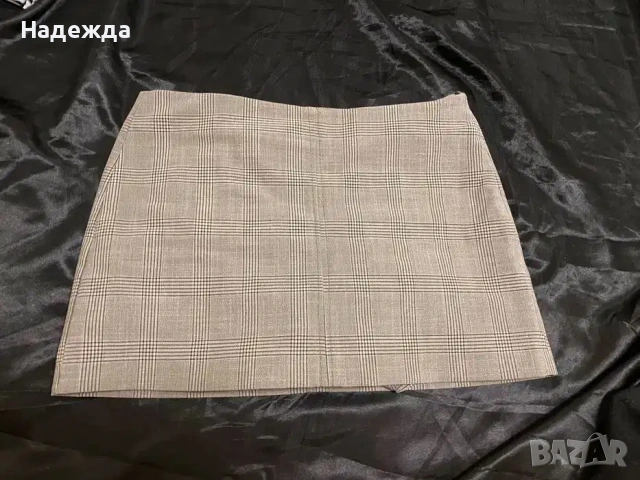 Къса пола Bershka