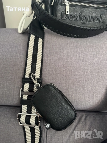 чанта на Desigual, снимка 4 - Чанти - 55644725
