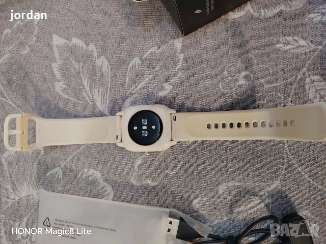 смарт часовник amazfit gts 4 mini 