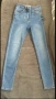 Дамски скини дънки Bershka, размер 34 (XS), много висока талия, снимка 1