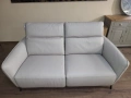 Светло сив кожен диван тройка Natuzzi с електрически релаксиращ механизъм, снимка 11