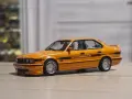 BMW ALPINA B10 Biturbo E34 1994 - мащаб 1:43 на Solido моделът е нов в PVC дисплей-кейс, снимка 1