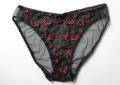 М черни тюлени бикини с червени бродирани цветя , снимка 1