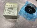 049105263C**NEU**VAG**Ангренажно колело за колянов вал**VW**AUDI** 1,6 1,8 2,0 **, снимка 3