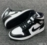 оригинални маратонки Nike Air Jordan 1 Mid Panda номер 41, снимка 2