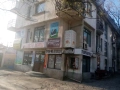Магазин, офис, ателие 18 м2, плюс склад 10 м2, партер, срещу Кооп.пазар.ул. Шипка 12, снимка 2