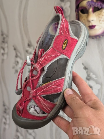 KEEN сандали Venice H2 номер 39, снимка 5 - Сандали - 55092714
