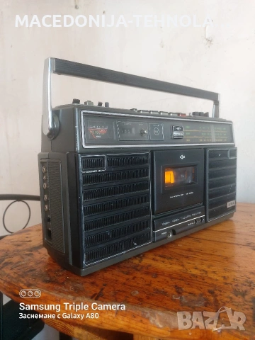 AIVA .STEREO RADIO CASSETTE RECORDER MADE IN JAPAN 1985.GOD