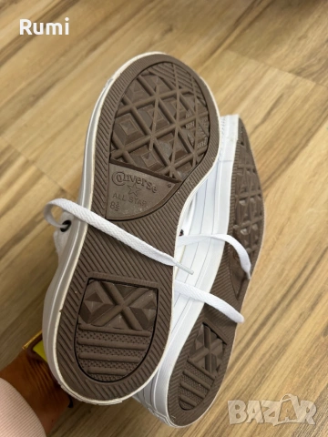 Оригинални чисто бели Кецове Converse ! 42 н, снимка 7 - Кецове - 52179837