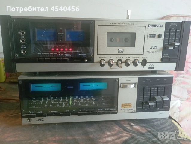 Jvc kd-s200 mark II & Jvc jr-s100l 