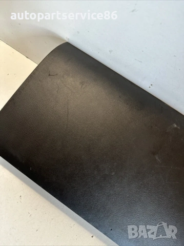 Капак на жабка черен за Volkswagen Touareg 3.0 Tdi (08-2010), снимка 2 - Части - 54181110