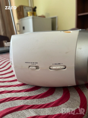 Радиокасетофон с CD Philips, снимка 5 - Радиокасетофони, транзистори - 55069839