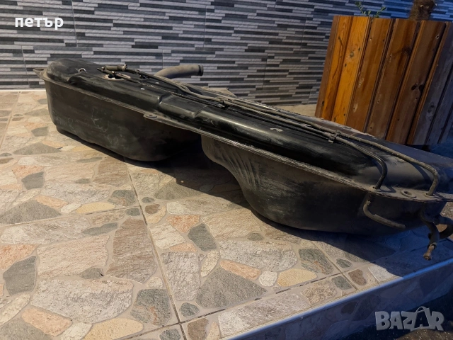 Резервоар bmw e30, снимка 2 - Части - 55286594