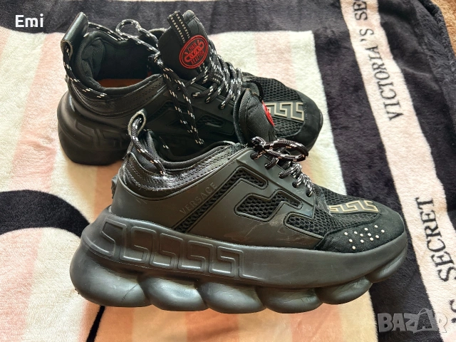 Versace Chain Reaction