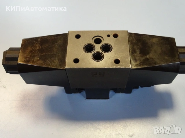 Хидравличен разпределител JUN CHENG DWH-GO2-C2-A240-10 directional valve 220V, снимка 6 - Резервни части за машини - 54579696