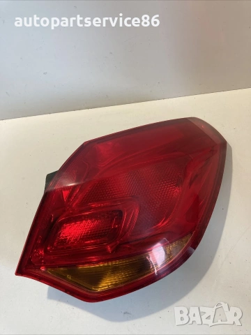 Заден десен външен стоп за Vauxhall Astra 1.3 Cdti (2012)