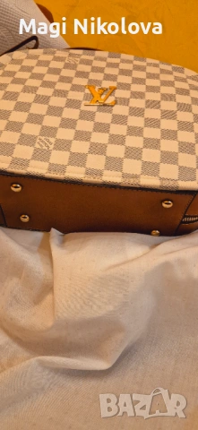 Изключително запазена дамска чанта, снимка 6 - Чанти - 54245458