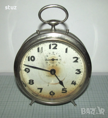 Будилник Kienzle, двойнобиещ