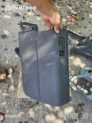 Жабка за VW Touran ,в отлично състояние. 