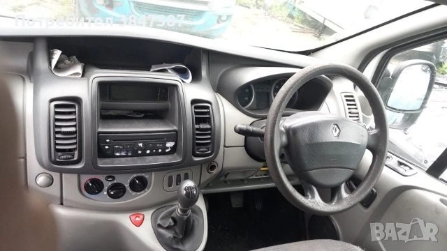 Рено Трафик 2012/2.0dci 84kw, снимка 11 - Бусове и автобуси - 54638618
