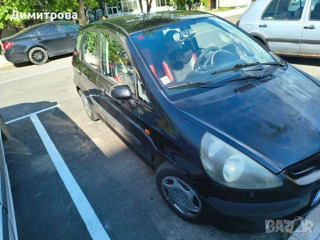 Продавам черна Honda Jazz, снимка 6 - Автомобили и джипове - 54236971
