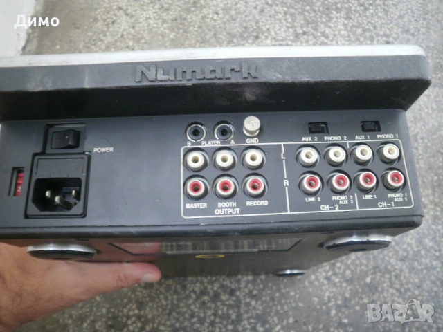 Numark Matrix 2- смесителен пулт за DJ, снимка 2 - Ресийвъри, усилватели, смесителни пултове - 54825011