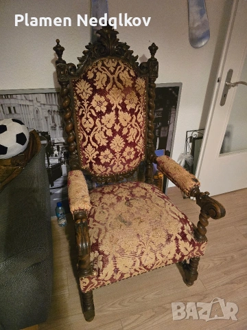 Дървен стол,около 1840 година.